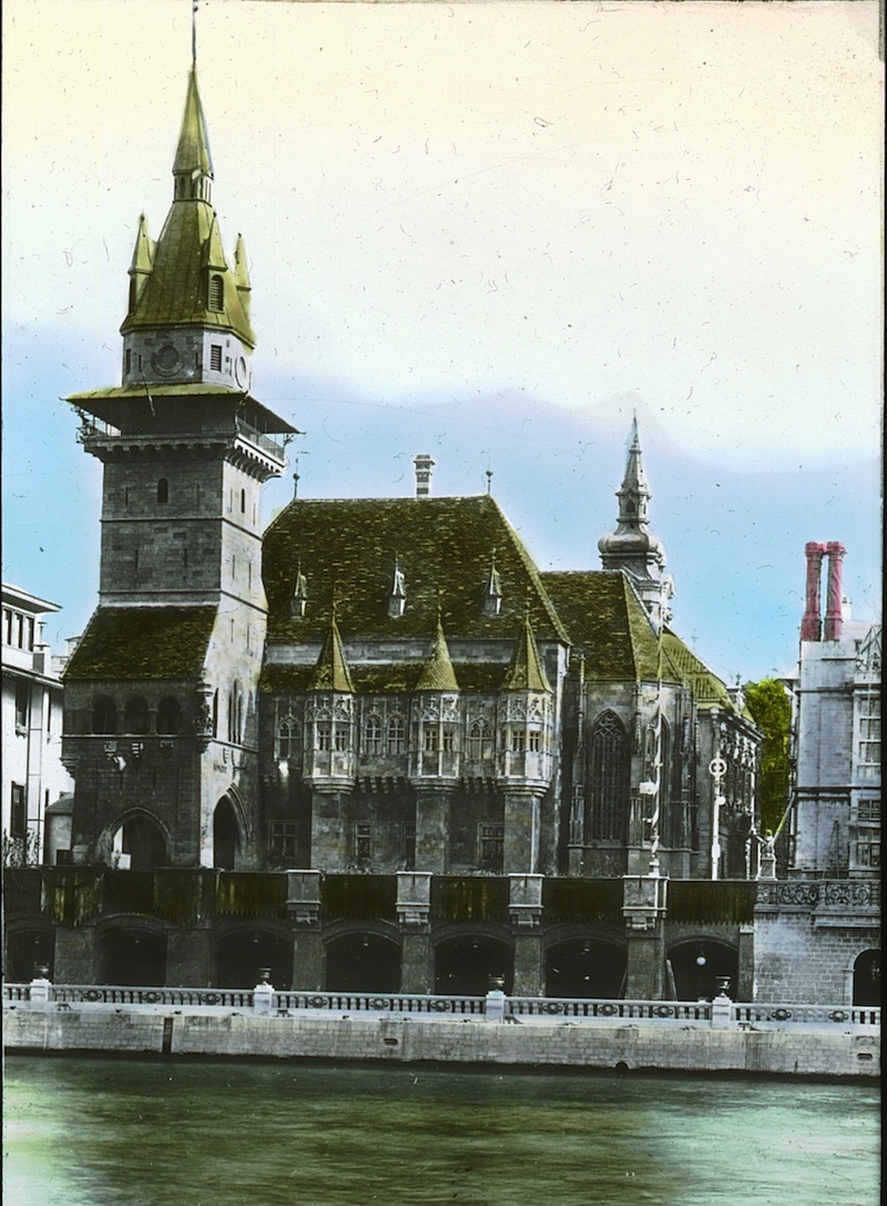 Illustration for article titled How the Paris World's Fair brought Art Nouveau to the Masses in 1900